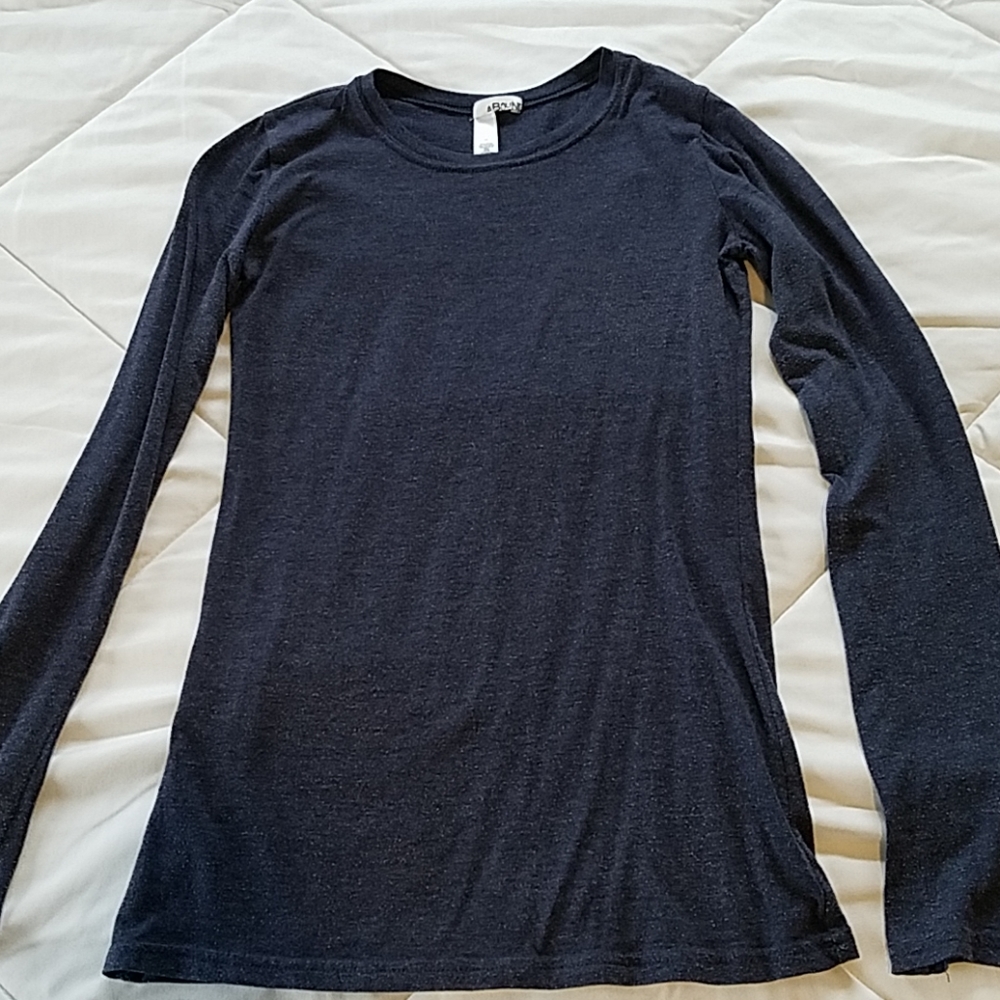 Long sleeve tee